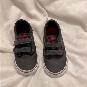 Dark gray size 6 little boy vans